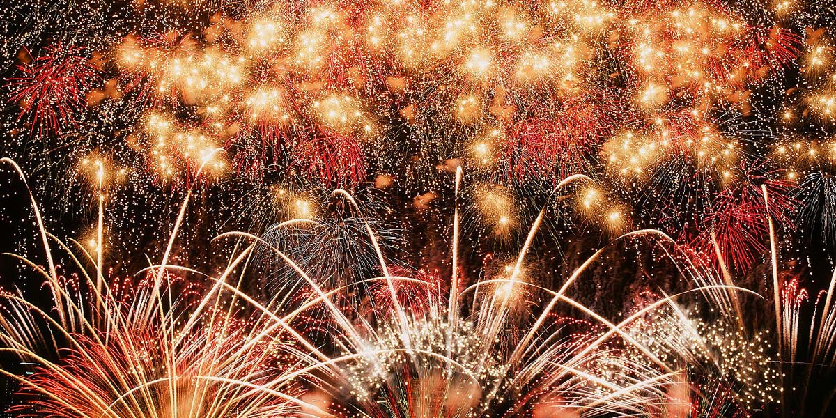 意外な穴場駅も！「天神祭奉納花火」の主要ルートと混雑度をわかりやすく解説ウォーカープラス