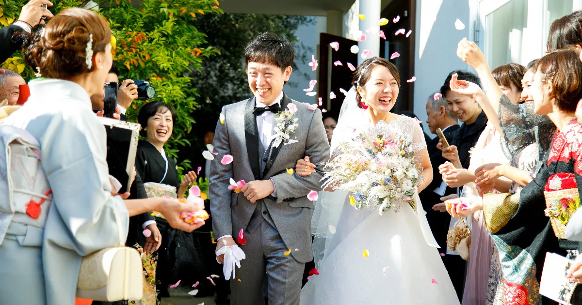 クリスマスウェディングのデコレーションアイデア！ガーランドフェア 横浜＆ハワイでオリジナルウェディング・結婚式・パーティプロデュース