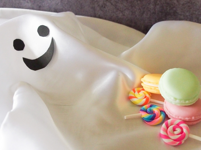 園児と先生と手作りのお化け屋敷作り👻子供たちと一緒に楽しく挑戦TikTok