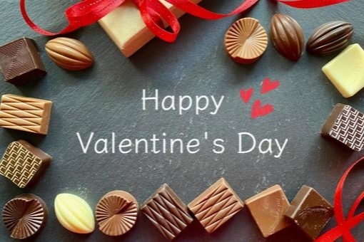 赤色のハッピーバレンタインデーイラストのフリー素材イラストイメージ