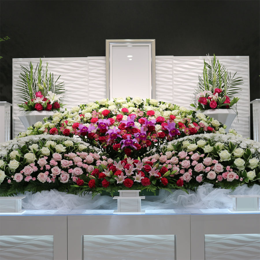 花祭壇プランＢ 12尺- 葬儀プラン眞心堂青森県むつ下北の葬儀・葬式