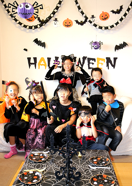 2020年のハロウィンパーティーは自宅が人気？ 子供と一緒に「おうちハロウィン」を楽しもうはいチーズ！クリップ