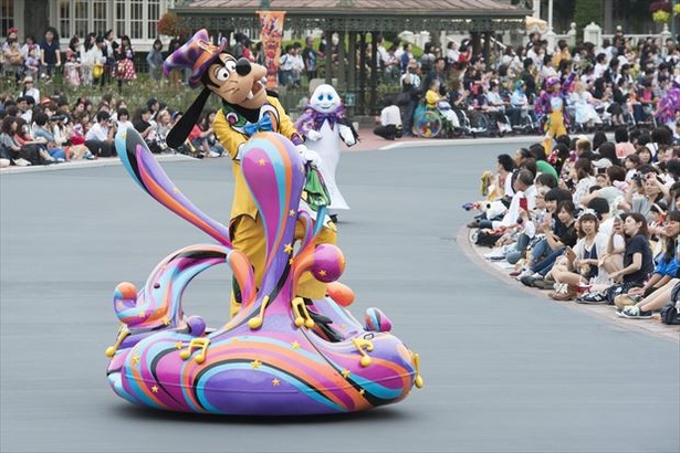 TDL速報 NEW「ハロウィーン・ポップンライブ 2017 」個性的MCも登場してノリノリ音楽フェス会場に♪ 動画あり写真 4 9-ディズニー特集 -ウレぴあ総研