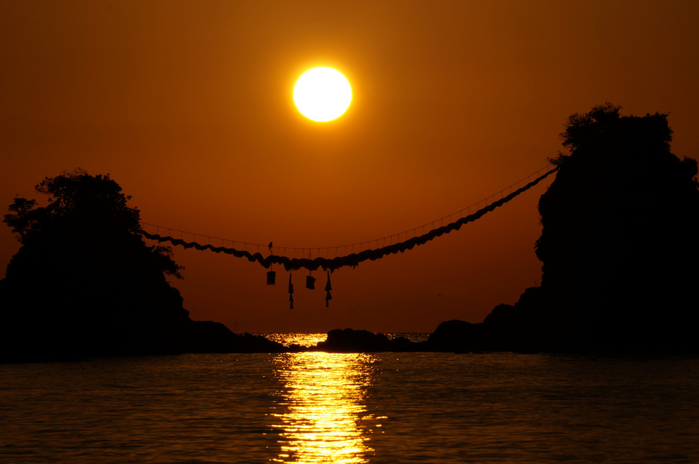 豊後二見ヶ浦 佐伯市にある初日の出スポットとして人気の観光地│LOG OITA