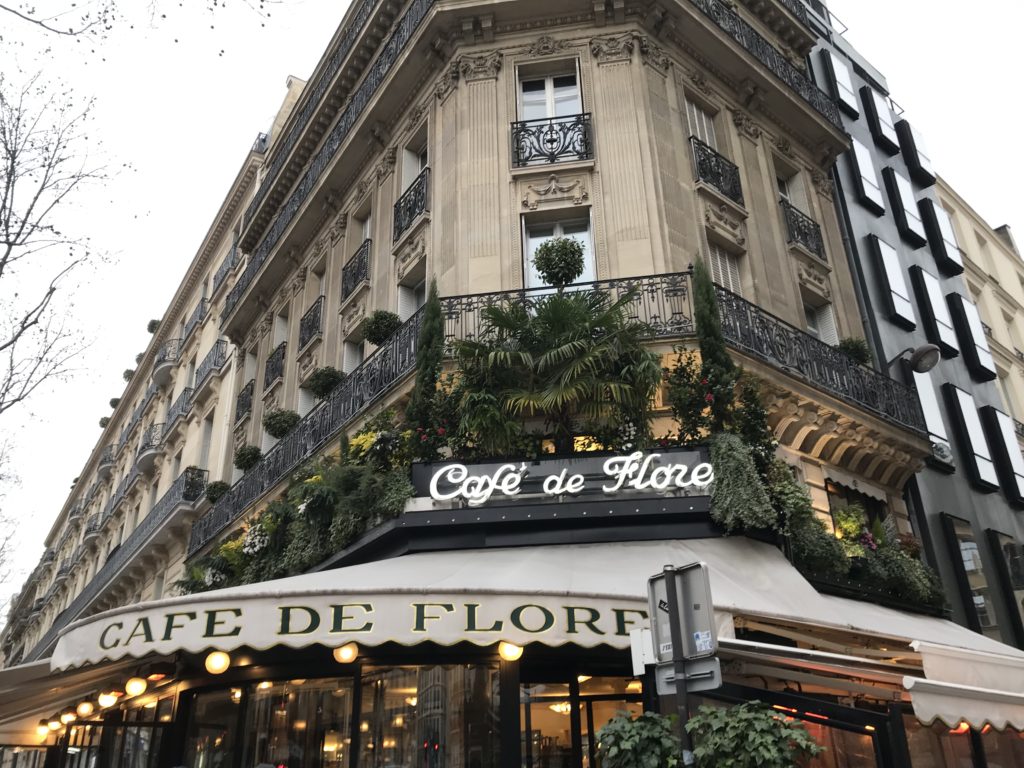 お雛様の頭飾り 冠。手に持っている物のまとめ四季のメモノート