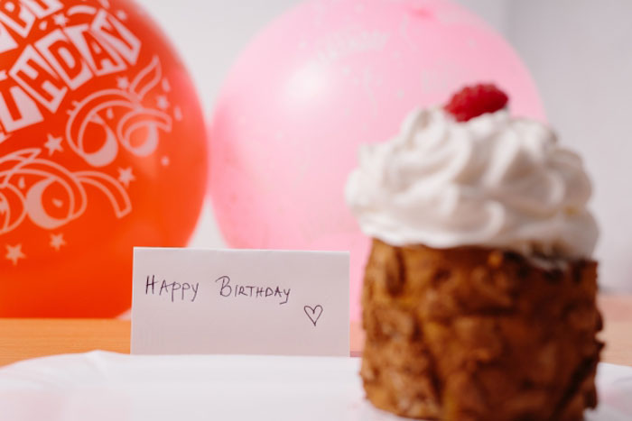 喜ばれることまちがいなし!! 誕生日サプライズ☆アイディア集Seventeen-Web