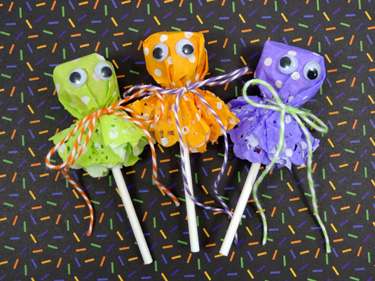 カルディでハロウィン お菓子を簡単ラッピング！「吊り下げ菓子」風アレンジ：valoさんのかわいいもの探し23ファッション雑誌『リンネル』の読みもの