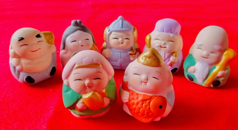 七福神の並び方に決まりはある？並び順でご利益は変わる？ – シュフーズ