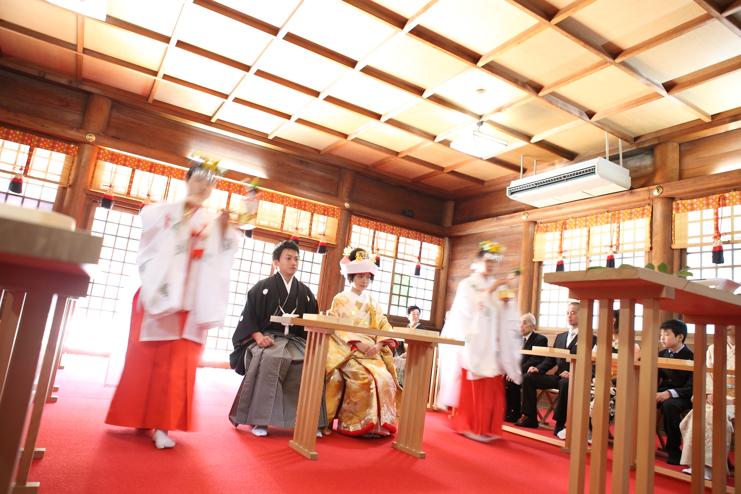 神前結婚式 2人だけの結婚式大人数での結婚式桑名宗社 俗称：春日神社