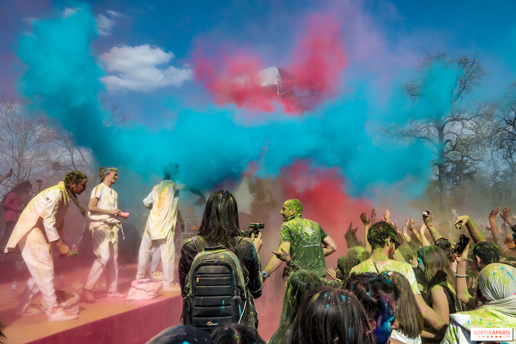 インドのカラフルな春の祭典ホーリー祭の歴史と魅力・注意点を徹底解説Bharat Hub