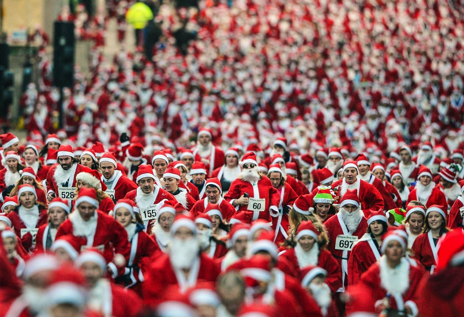 面白いクリスマス カード サンタのイラスト素材・ベクター Image 16570590