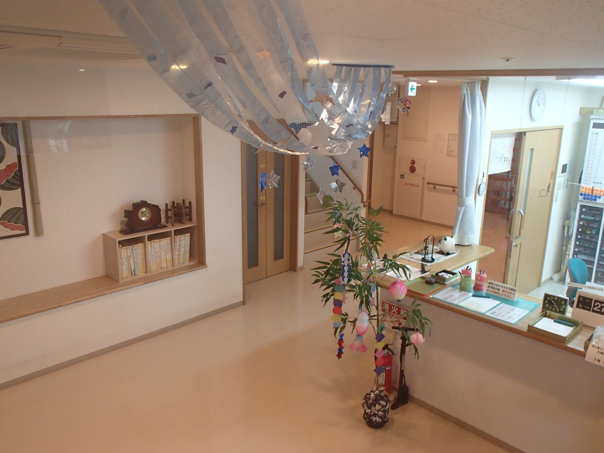 七夕飾りや笹飾りの折り紙アイデア〜簡単定番飾りからアレンジ飾りまで〜保育と遊びのプラットフォーム ほいくる