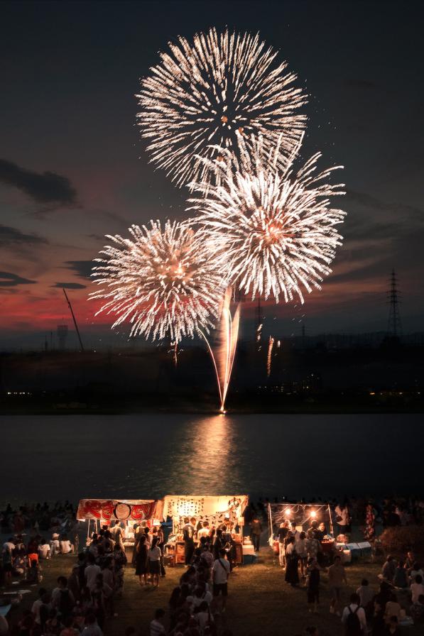 3年ぶりきょう筑後川花火大会 約8000発、ネット配信も福岡毎日新聞