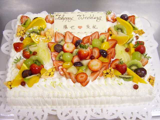 ありそうでない小さいウエディングケーキ - sweetclubのブログ