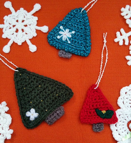 棒針無料編み図 棒針編みのミニクリスマスツリー – 手編みウェア＆雑貨の無料編み図 ATELIER *mati*