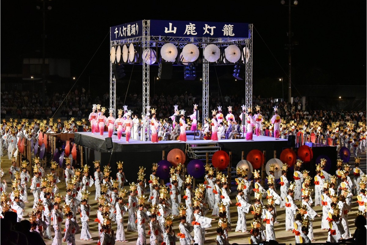 山鹿灯籠・山鹿灯籠まつり - 山鹿探訪なび：山鹿市の観光ガイド