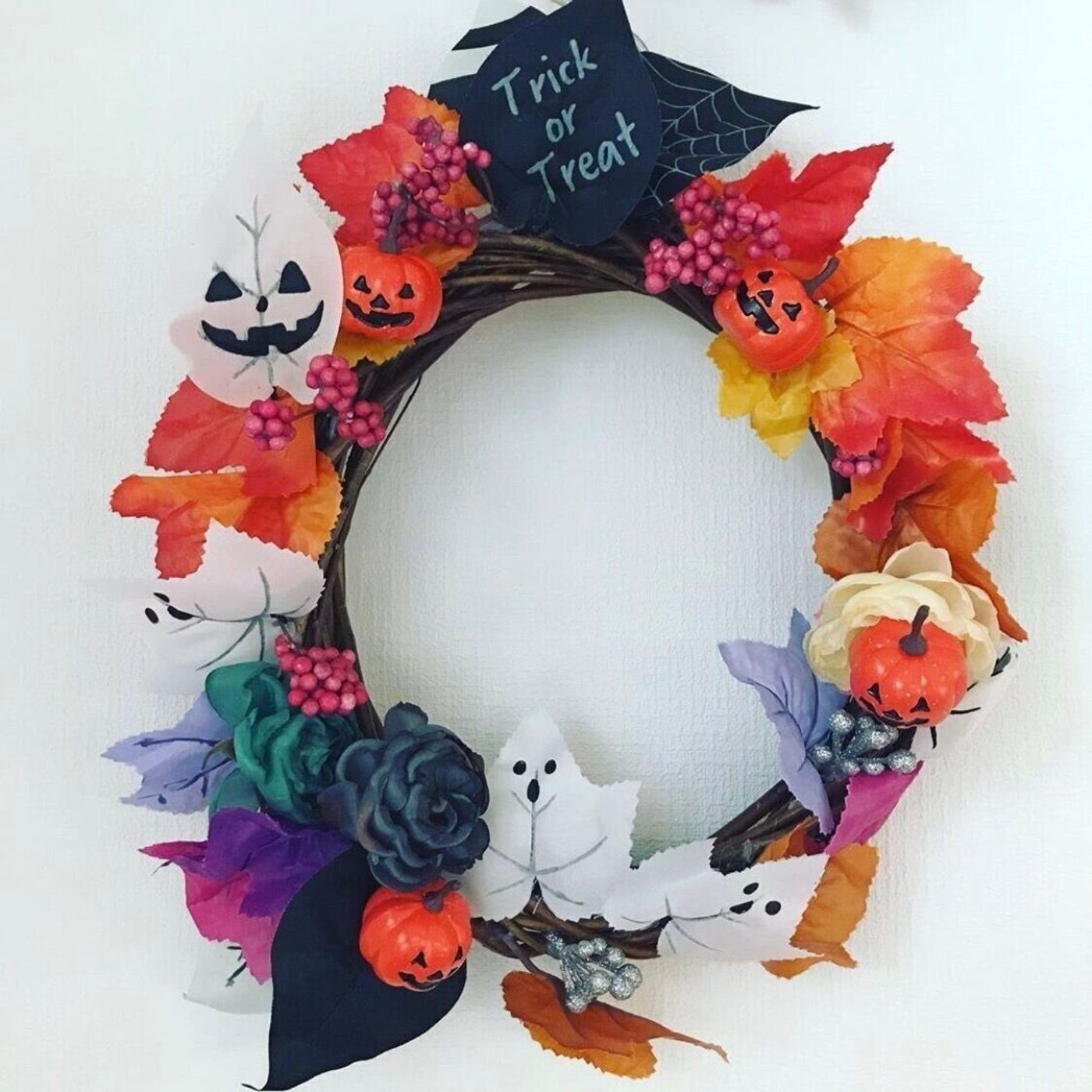 ハロウィン 毛糸リース 作り方TikTok