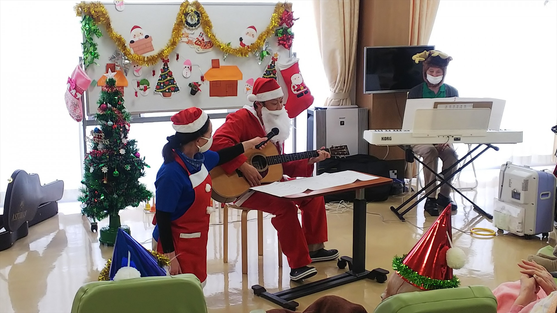 デイサービス クリスマス会 新着情報詳細 介護老人福祉施設 特別養護老人ホーム さつき園・あきの荘、ケアハウスさつきホーム兵庫県神戸市の介護施設・サービス