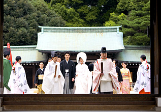 和装での結婚式を検討されている方必見！特徴や費用などを解説東京の結婚式場・披露宴会場ホテル椿山荘東京 公式