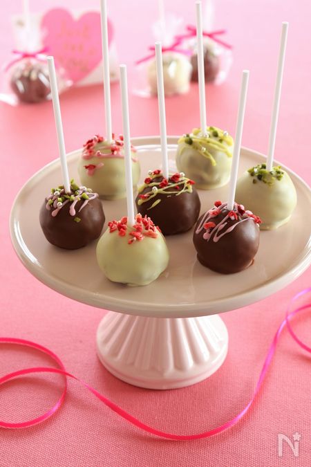 バレンタインに喜ばれる友チョコ特集！センス抜群のおすすめ商品15選HANKYU FOODおいしい読み物フード 食品・スイーツ 阪急百貨店公式通販 HANKYU FOOD