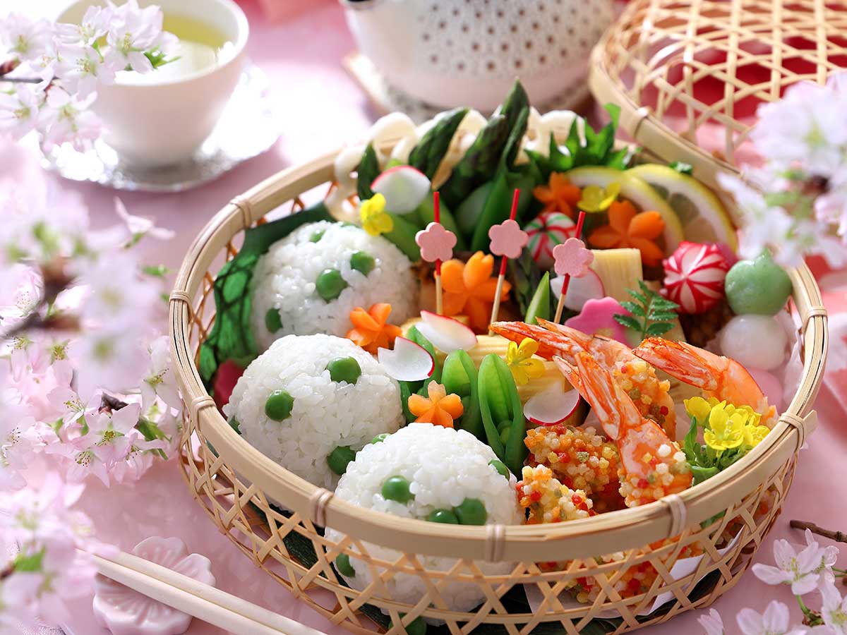 お花見で人気の食べ物一覧！持ち寄りからテイクアウトまでHANKYU FOOD おいしい読み物フード 食品・スイーツ 阪急百貨店公式通販HANKYU FOOD