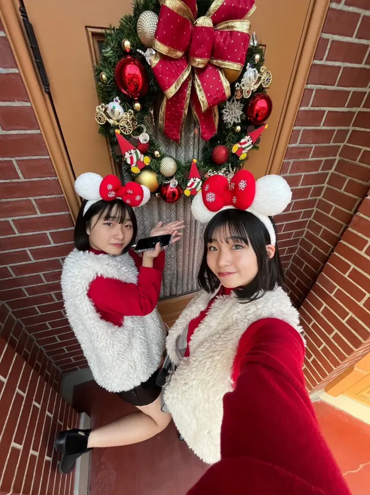 NewArrival ディズニーキャラクターをモチーフにした クリスマスホリデーコレクション！🎄 双子コーデにもオススメのラインナップです♡🏷商品詳細はストーリーをCHECK！ディズニー Disney 双子コーデ リンクコーデ ディズニーコーデ クリスマス クリスマスコーデ