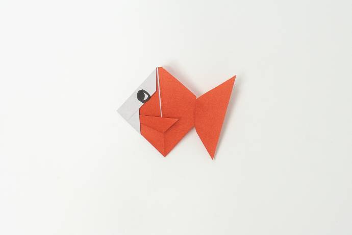 動画 立体的な金魚の折り紙保育士の転職・採用は 保育士バンク！