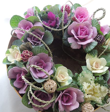 正月準備 造花やドライ素材を使って稲わらリースのお正月飾りを作りました しめ縄飾りわが家のここち