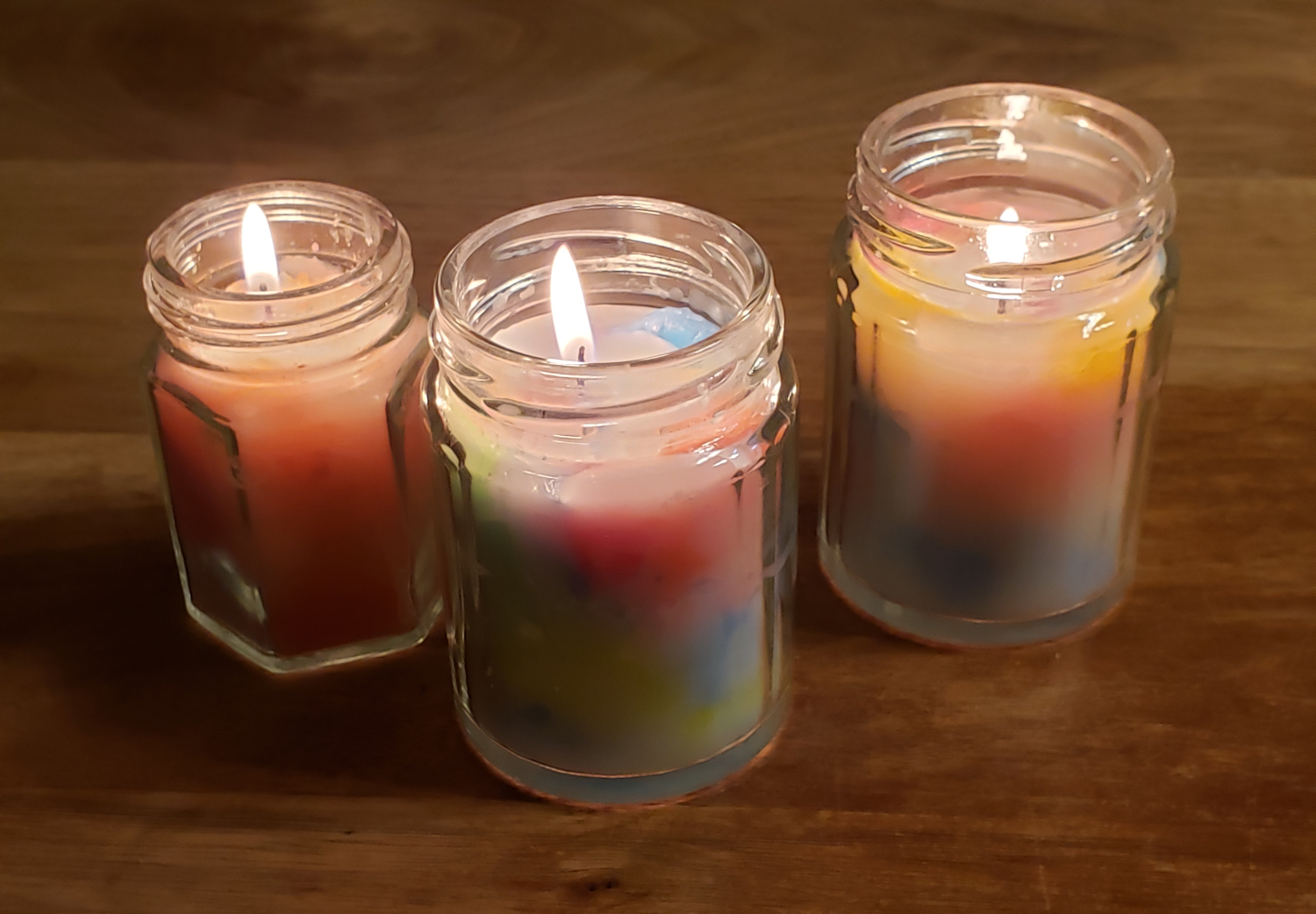 初心者さんにおすすめ！シンプルなミツロウキャンドルの作り方ミツロウキャンドルakarizm-アカリズム