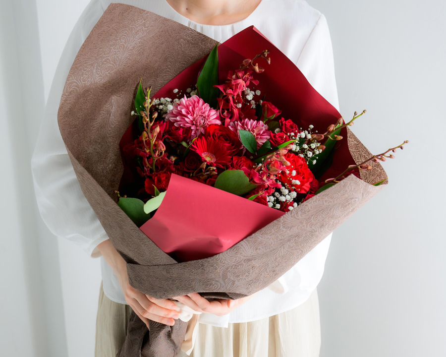 赤系のウエディングブーケ広島花屋オンラインショップ花将