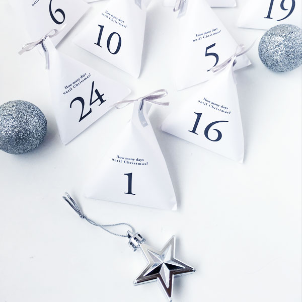 印刷可能なアドベントカレンダーの数字、DIYクリスマスカウントダウン、家族向けのパーソナライズカレンダー - Etsy 日本