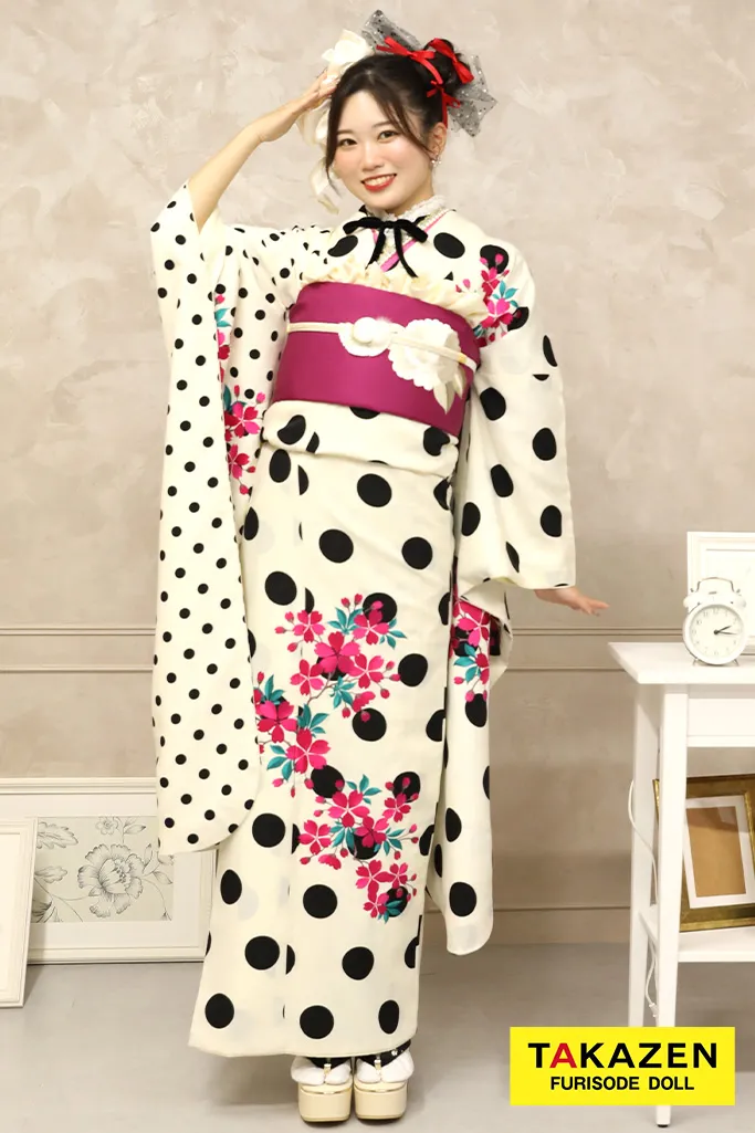 成人式にレトロモダン振袖が人気！髪型やアクセサリーおすすめコーデ集京都さがの館