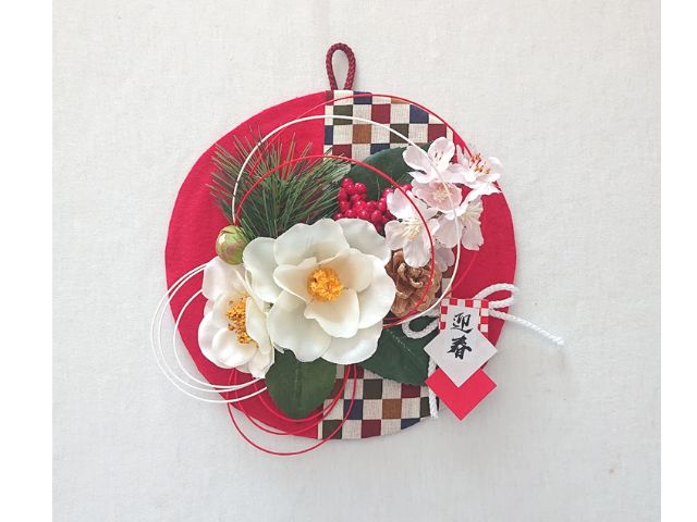 お正月の壁飾り作り 生の若松としめ飾りで華やかなお正月飾り 特別レッスンフラワースクールヘクセンハウス墨田区錦糸町のフラワーアレンジメント教室