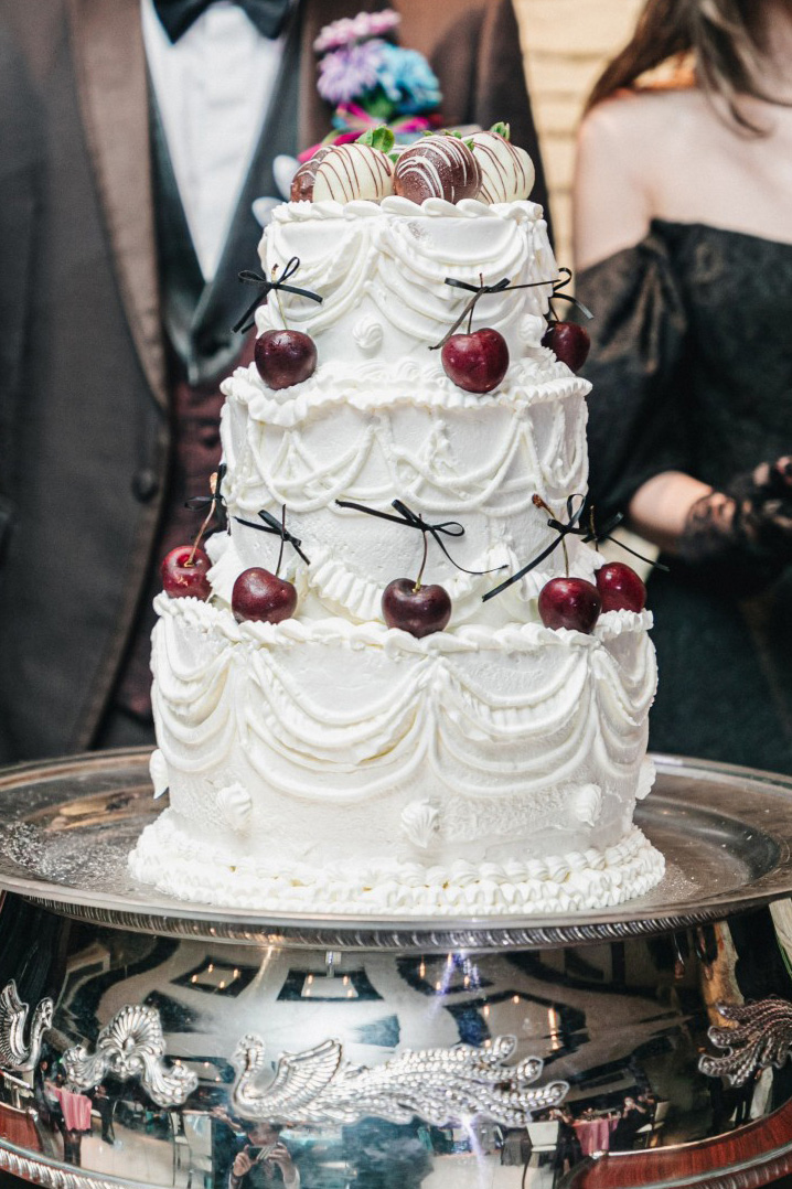 ウェディングケーキスクエアの魅力とデザインアイデア