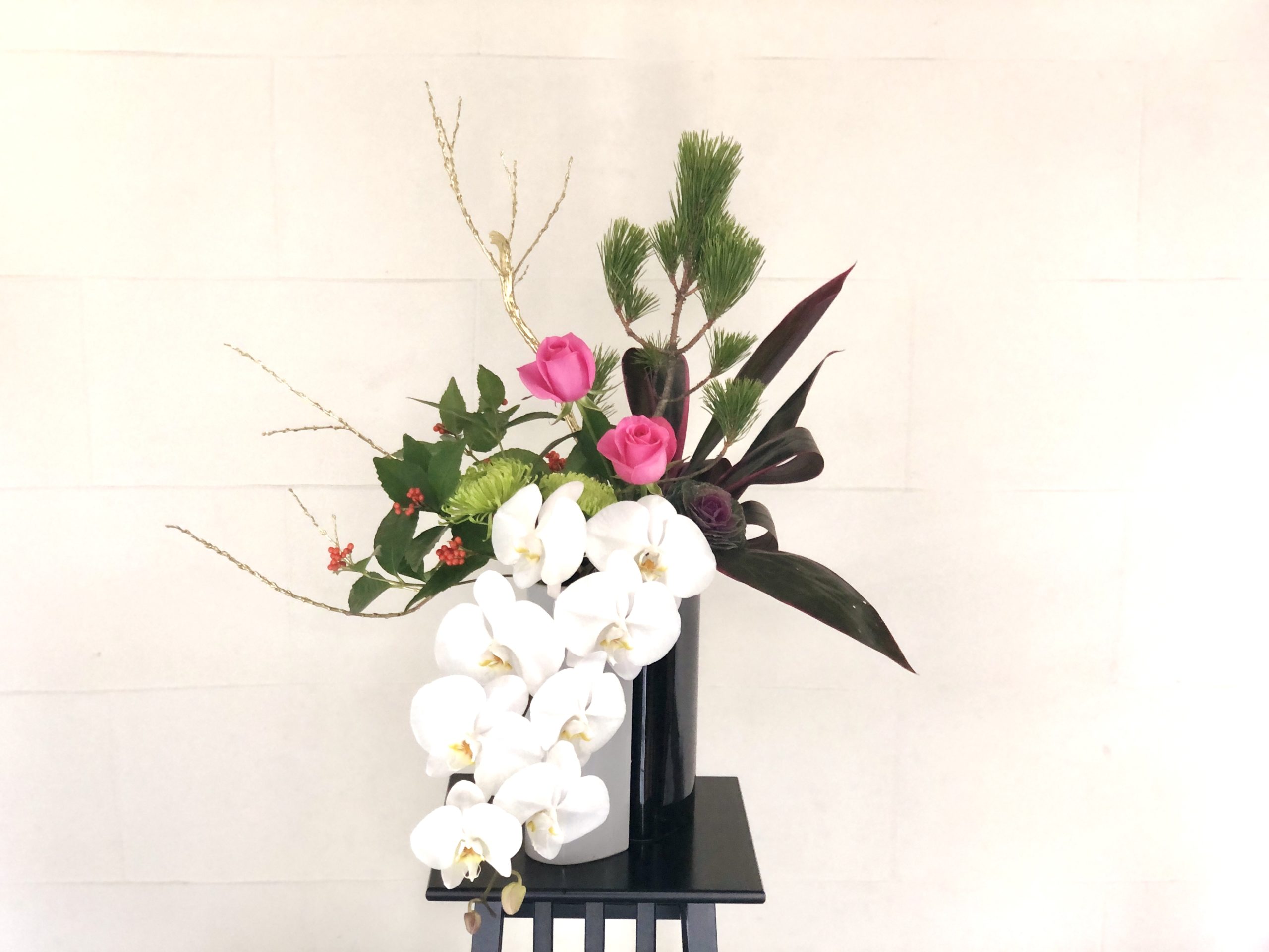 お正月の花を花器に合わせて気軽に愉しく『しつらえる』コツ