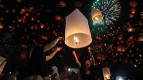 LANTERN NIGHT 2021～空飛ぶクリスマスツリ－ - 大阪府営4公園ポータル いこいこ! おおさかの公園 イベント -大阪府営4公園ポータル いこいこ! おおさかの公園