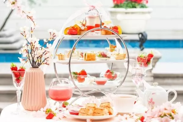 お花見ムードで訪れたい、東京の桜アフタヌーンティーBEST10 2025春 ELLE gourmetエル・グルメ