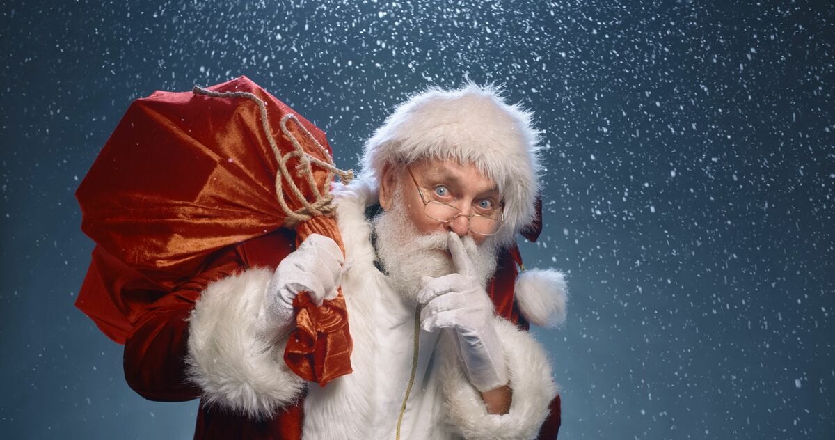 サンタさんに聞いてみた！「ぶっちゃけ、どうやって1日で世界中にプレゼント配るの？」＃せかい部 公式 powered by 文部科学省