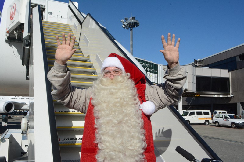 追加募集・先着順 12月23日 土 サンタさんと記念撮影＆お菓子のプレゼントtysハウジングプラザ山口サエラ