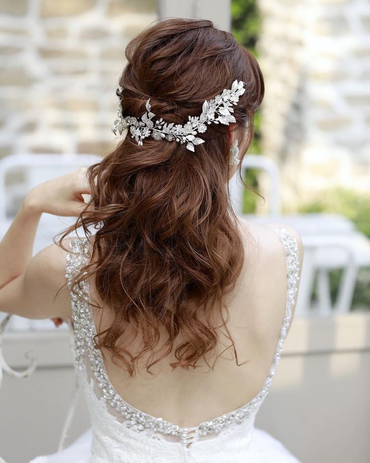 ハーフアップ編 お色直しで人気の髪型！ハーフアップを素敵に見せる３つのポイントトキハナmagazine