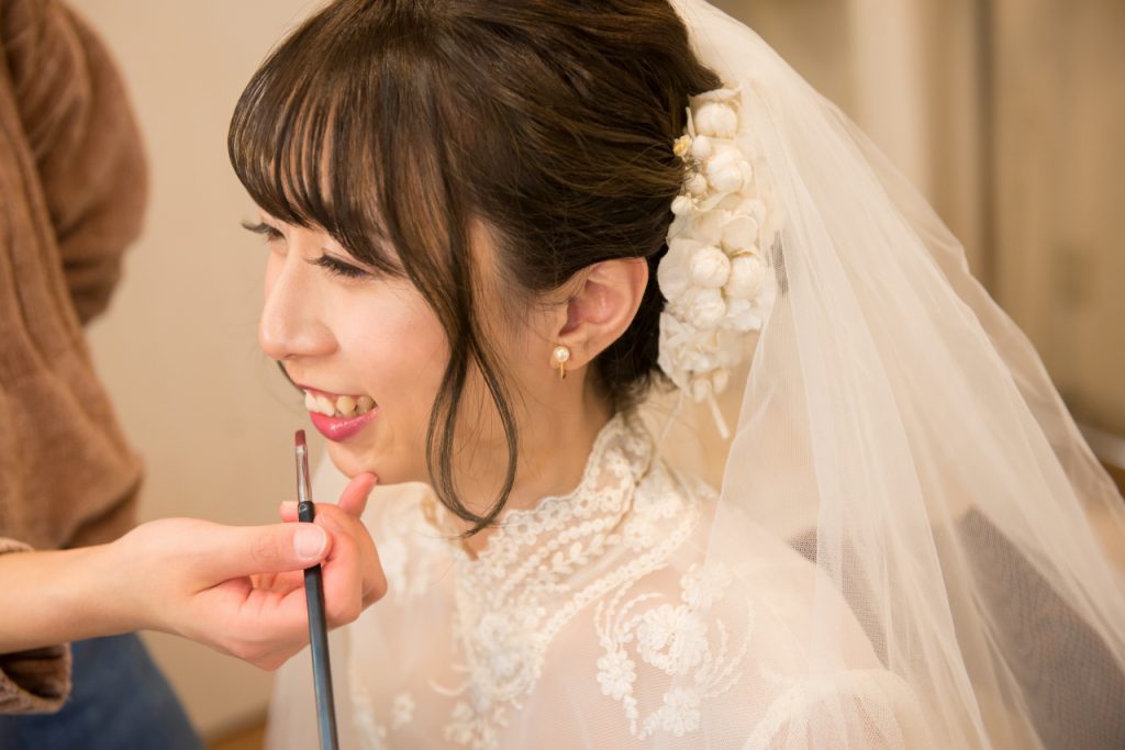 エスポワールのトレンドヘアメイクはこれ！ヘアチェンジし放題、お気に入りのシルエットを探そう！公式 成田・富里で一軒家貸切の結婚式ならエスポワール