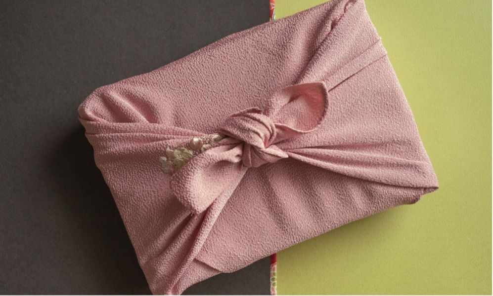 喪中はがき 菊Ⅳ 喪中通知・年賀欠礼状 日本ホールマークの喪中はがき – 日本ホールマーク公式オンラインストア