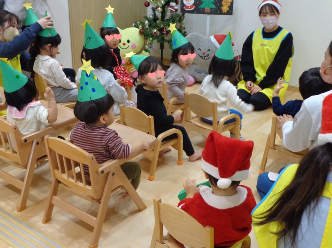 サンタさん帽子ができました! - 瀬戸桜保育園