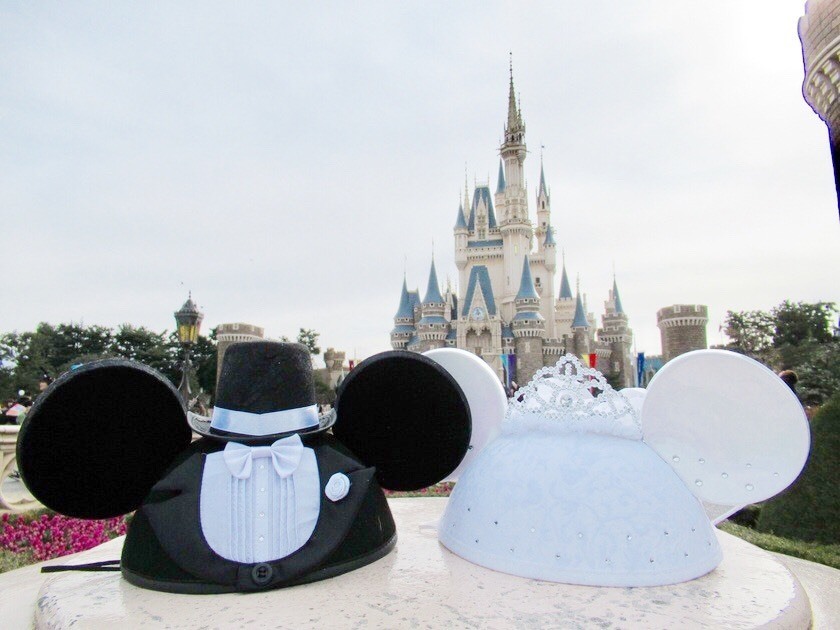 ♡ディズニー大好き花嫁さまにオススメ♡ウェディングイヤーハットをご紹介** - DRESSY 公式 ウェディングドレス・ファッション・エンタメニュース