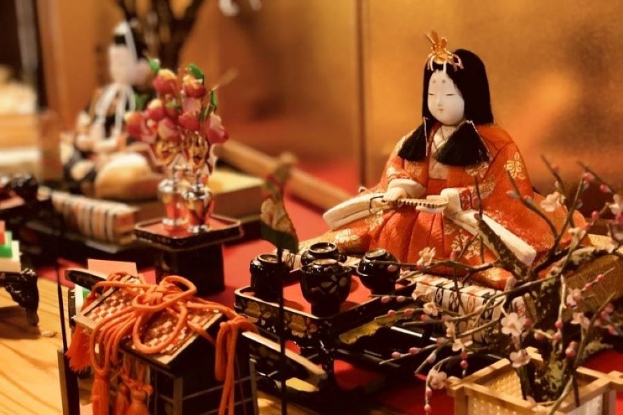 人形の諏訪 ひな人形 照明付き 特選雛人形 高級品 雛祭り ひな祭り 愛々しい気品