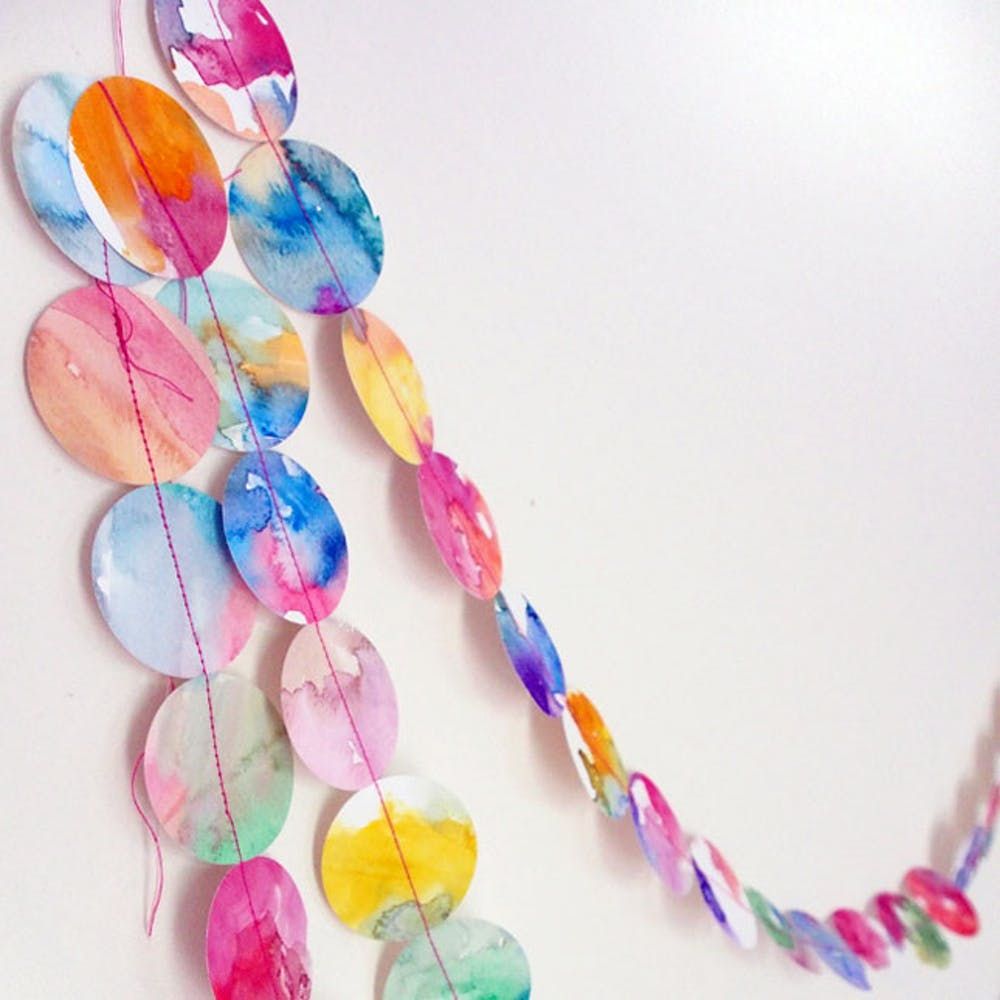 簡単✨お花紙・折り紙 金魚の吊るし飾り🐠壁面飾りの作り方 全部100均 夏の風物詩で清涼感UP🎐