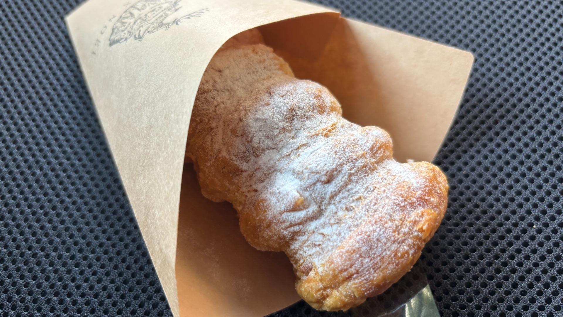 ホテルメトロポリタン エドモント シャンパン使用のパティシエ特製ケーキ「Joyeux ジョワイユNoel ノエル 」＆スパークリングワイン付き宿泊プラン販売フーズチャネル