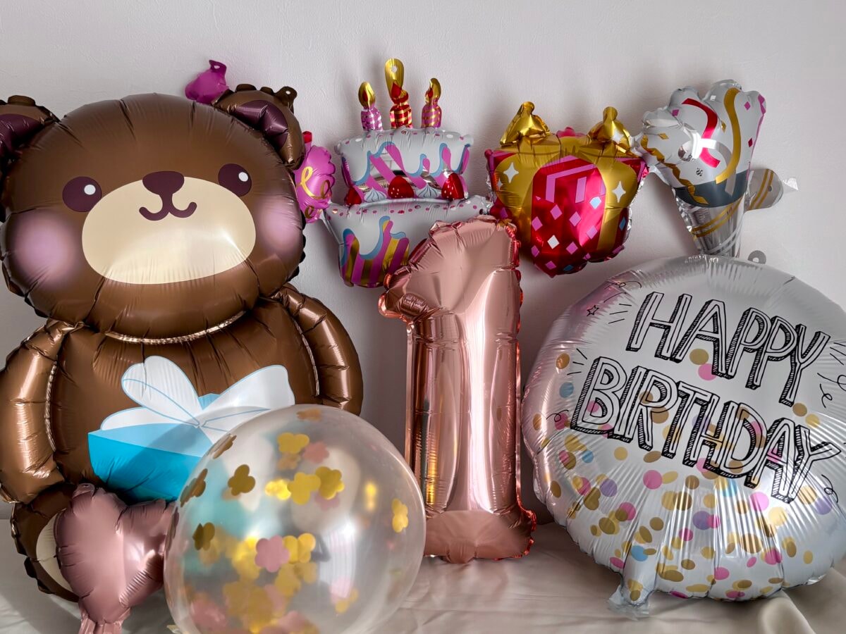 誕生日をかわいく盛り上げる！100均アイテムを使った誕生日の飾りつけ暮らしニスタ