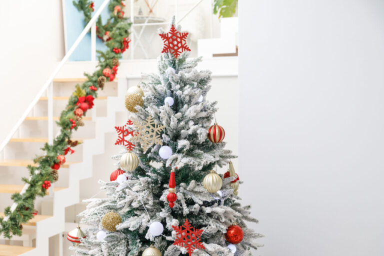 2017年おすすめのクリスマスカラーはずばり何色？ついでに赤・白・緑の意味も解説フラワーエデュケーションジャパン