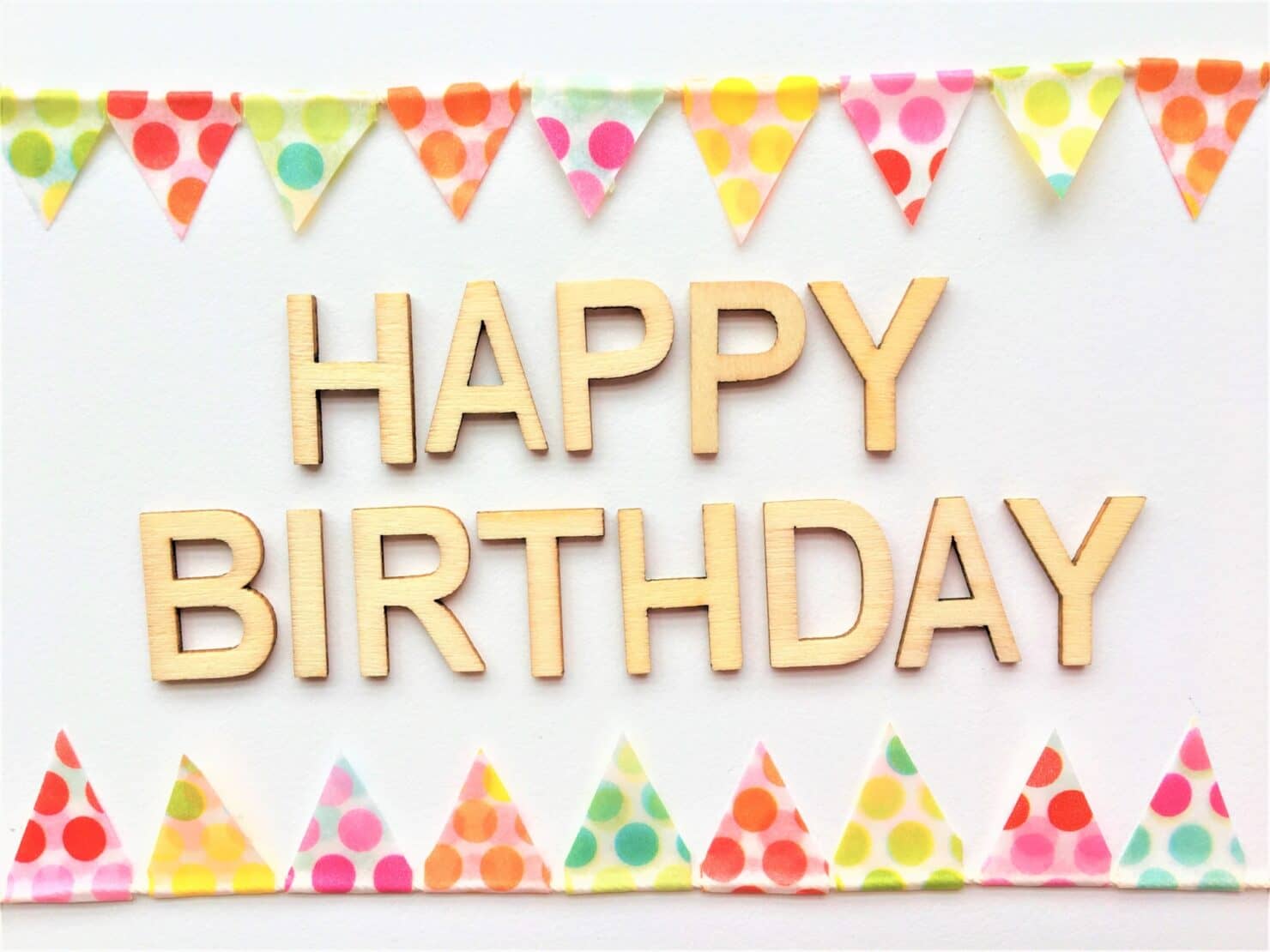 ハーフバースデーにおすすめの飾り！購入場所や手作りする方法を紹介こども写真館スタジオアリス写真スタジオ・フォトスタジオ